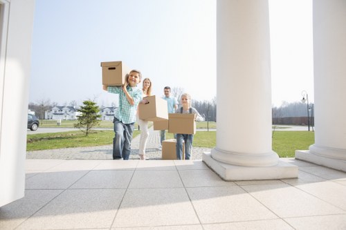 Storage units in Belsizepark for secure household and business items